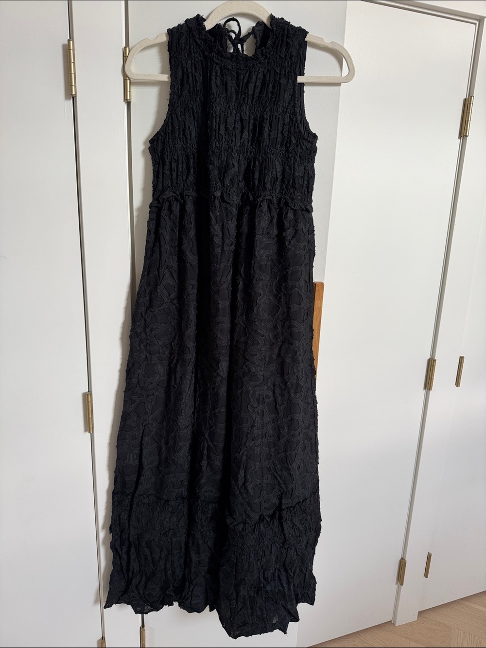 Club Monaco Black Textured Sleeveless Maxi Dress